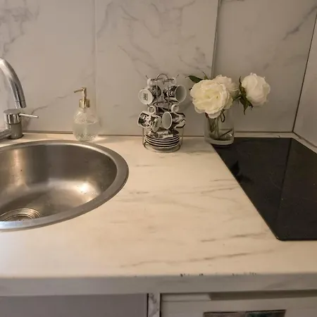 Apartment Charming Studio Close To The Arc De Triomphe *